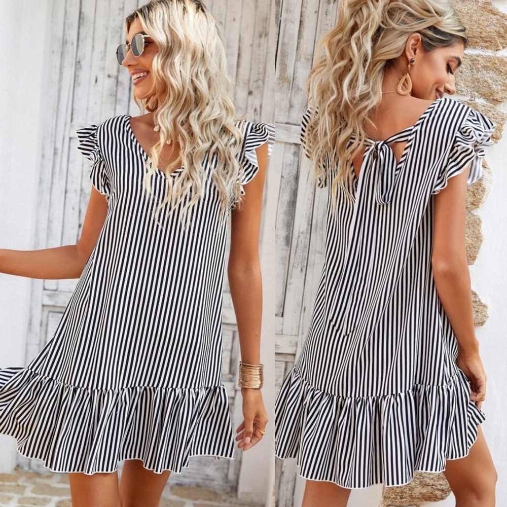 Ruffle short sleeve striped boho preppy dress open tie back black white